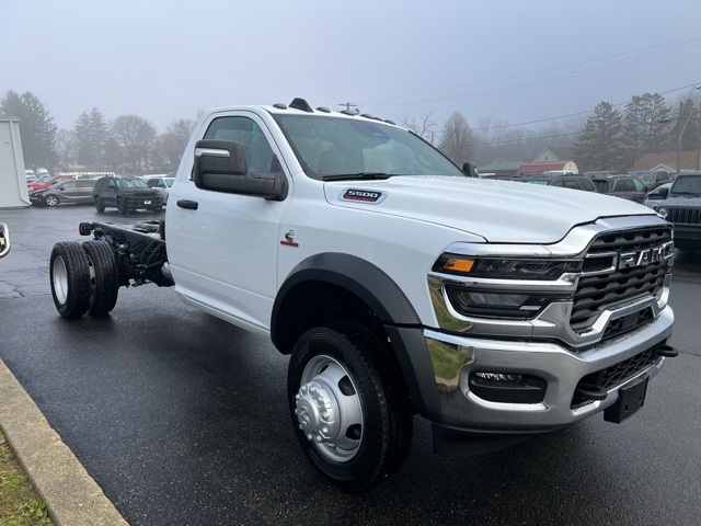 2025 RAM Ram 5500 Chassis Cab Tradesman's photo