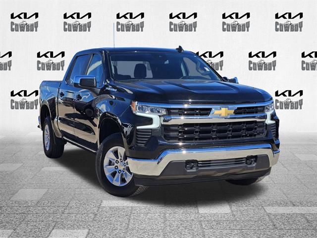 2025 Chevrolet Silverado 1500 LT's photo