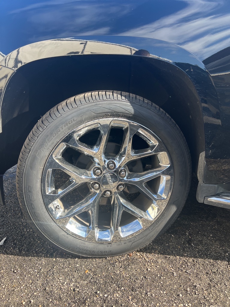 2020 Gmc Yukon XL SLT photo 2