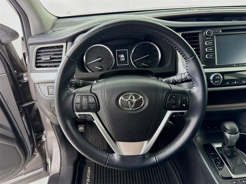 2018 Toyota Highlander XLE photo 4