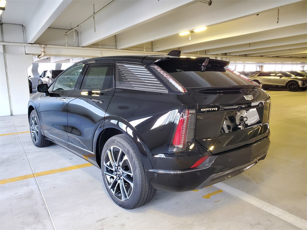 2025 Cadillac Optiq Sport photo 4