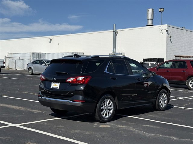 2021 Chevrolet Equinox photo 3