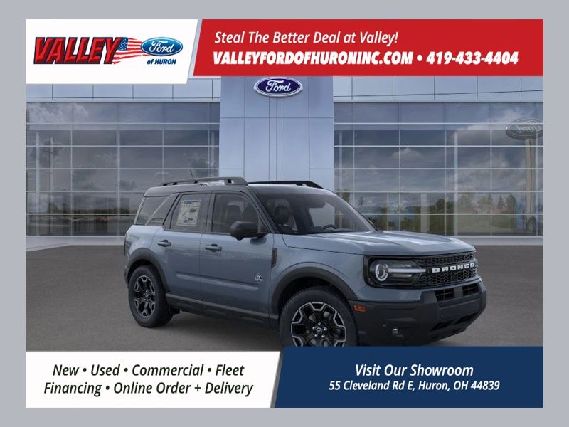2025 Ford Bronco Sport Outer Banks's photo