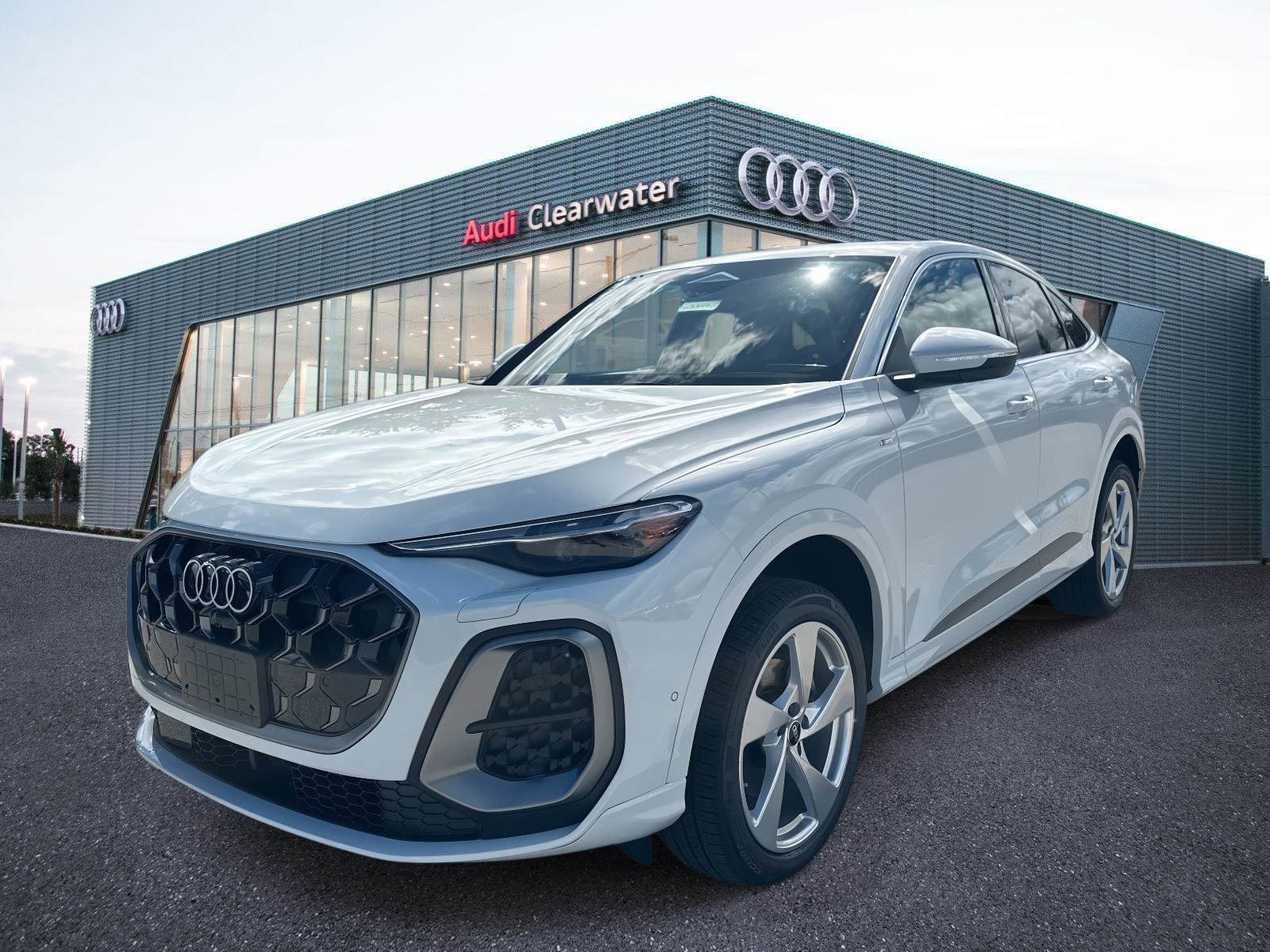 2025 Audi New Q5 Sportback Prestige's photo