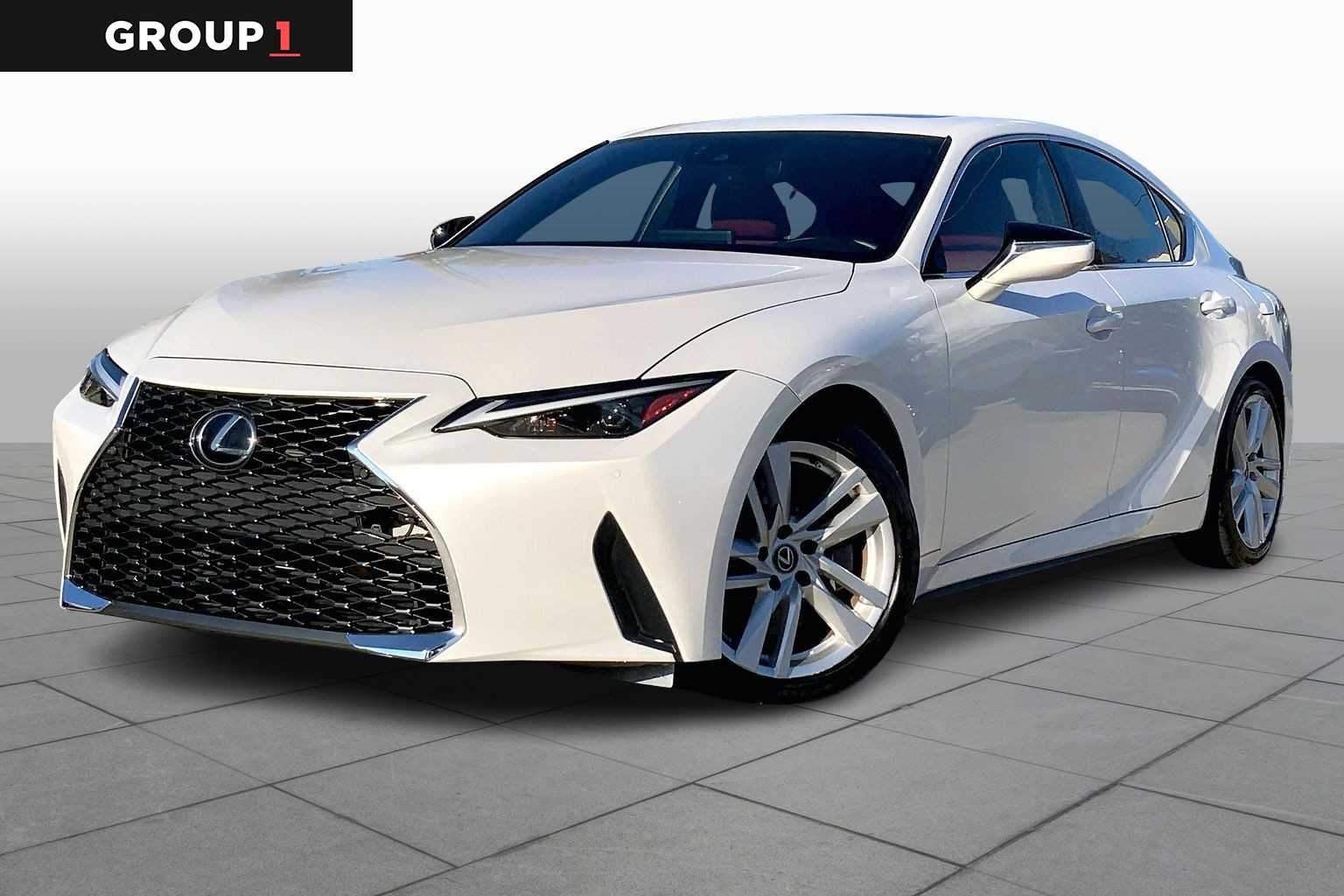 2024 Lexus IS 300's photo