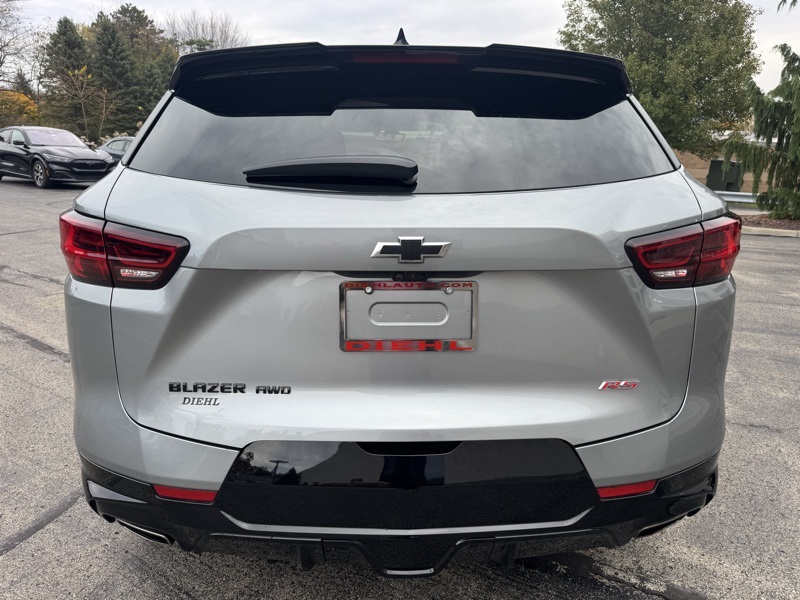 2023 Chevrolet Blazer RS photo 4