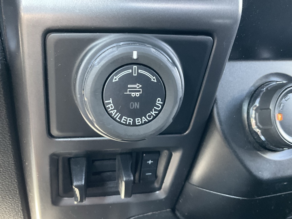 2019 Ford F-150 XLT photo 21