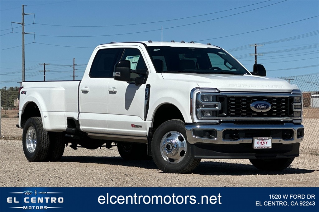 2026 Ford F-350 Super Duty Lariat's photo