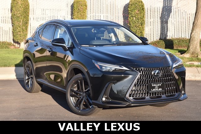 2026 Lexus NX PHEV 450h+'s photo