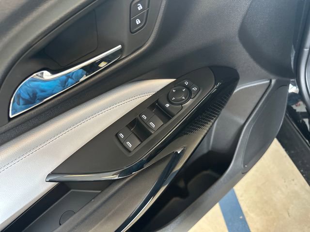 2025 Chevrolet Trax LT photo 10