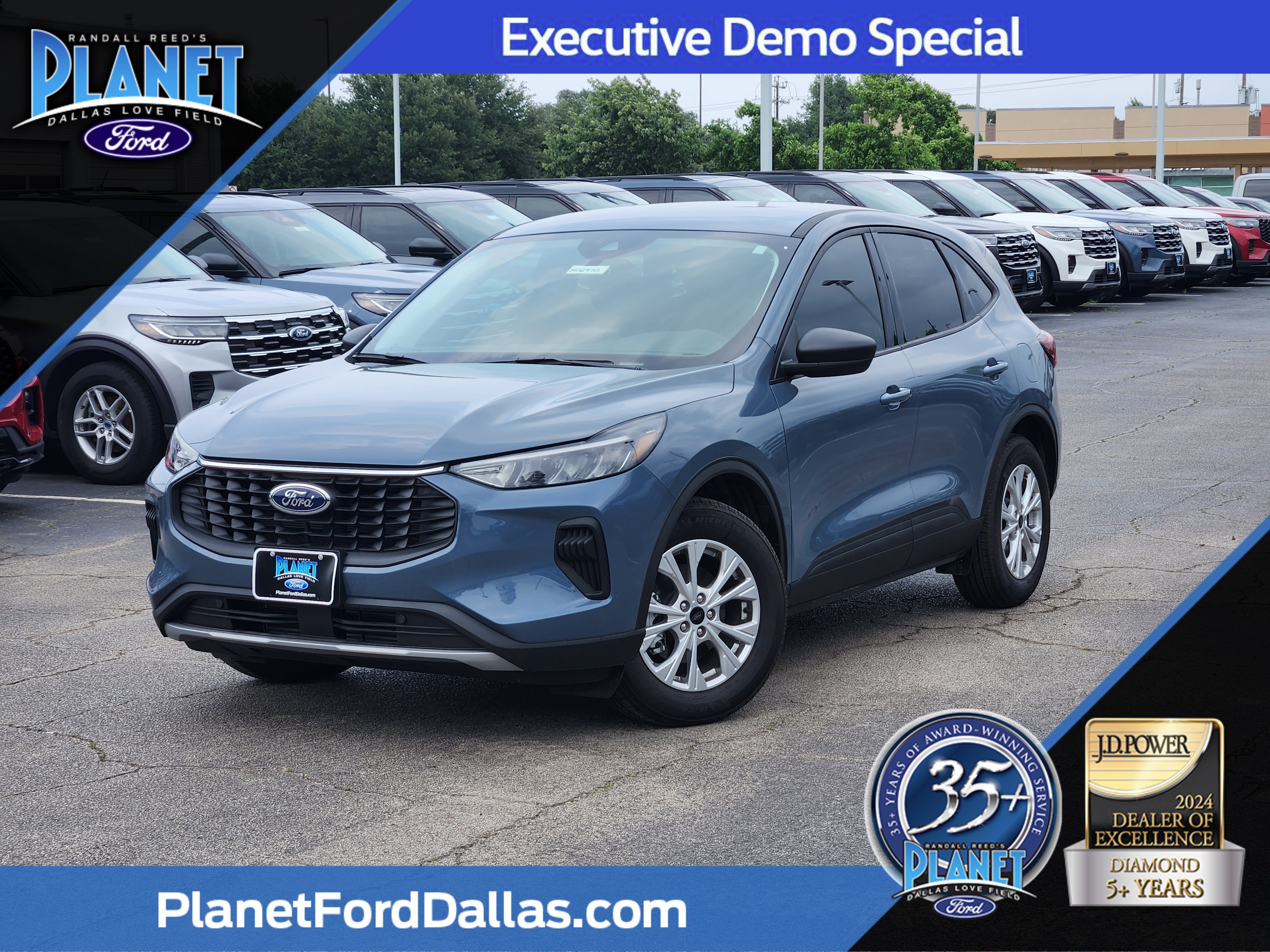 New 2025 Vapor Blue Metallic Ford Active image 1