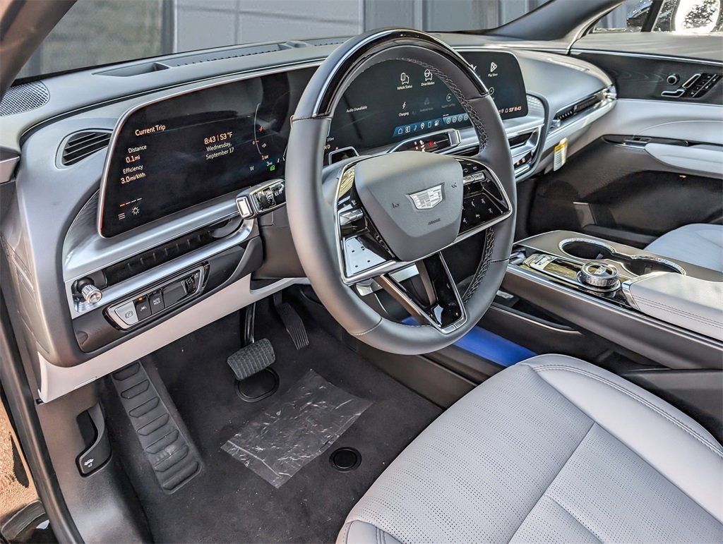 2026 Cadillac Lyriq Luxury photo 10