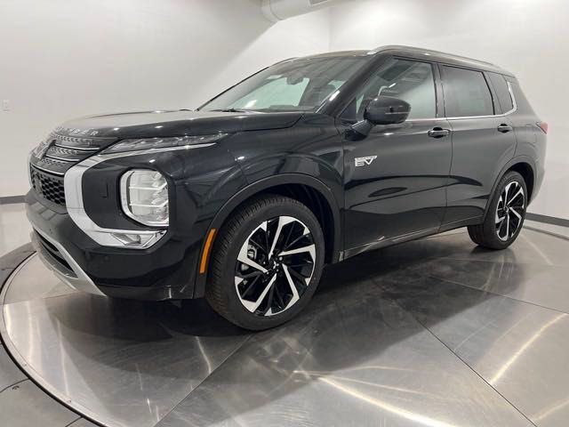 2023 Mitsubishi Outlander Plug-In Hybrid 40th Anniversary's photo