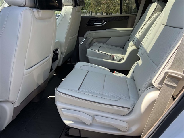 2025 Gmc Yukon Denali photo 10