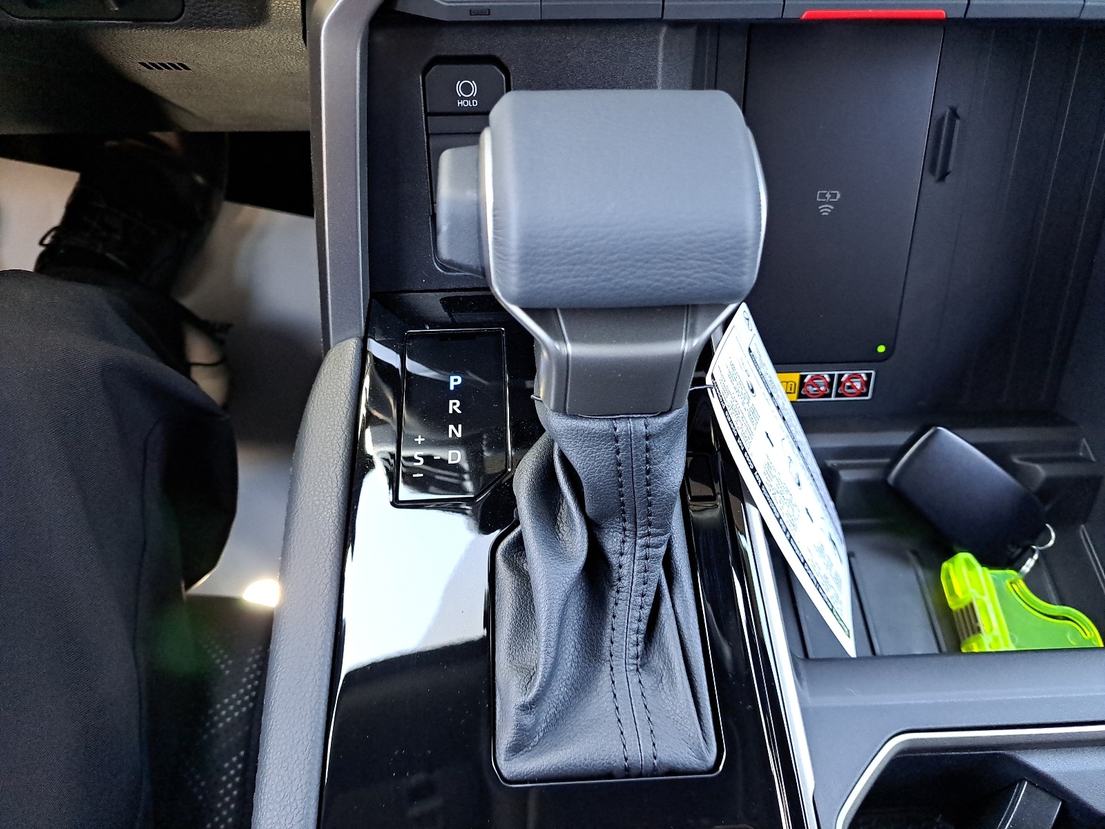 2025 Toyota Tundra Limited CrewMax photo 37