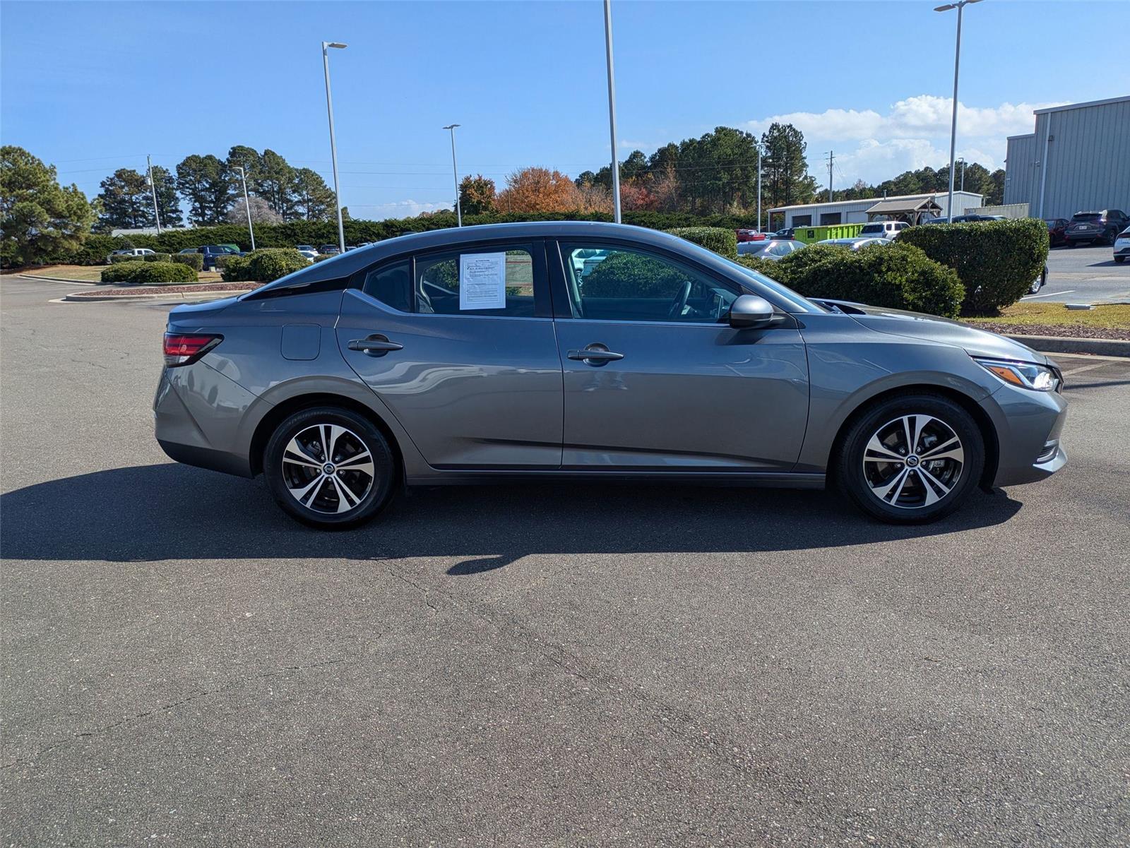 2023 Nissan Sentra SV photo 4