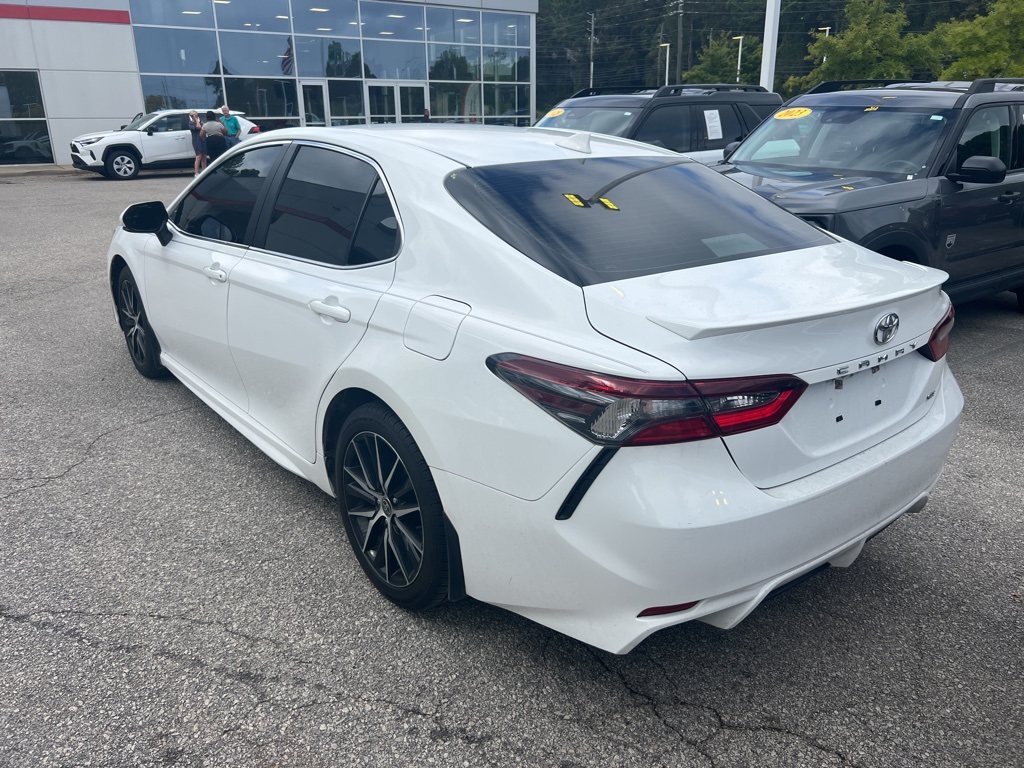 2023 Toyota Camry SE photo 2