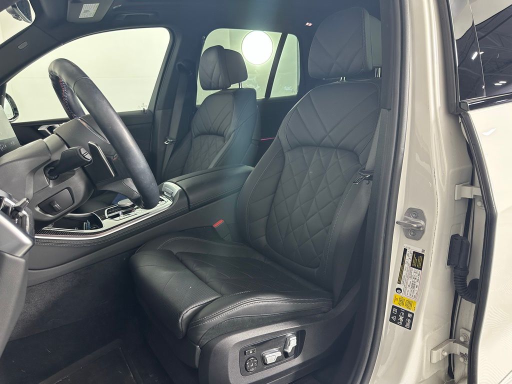2024 Bmw X5 M60i photo 13