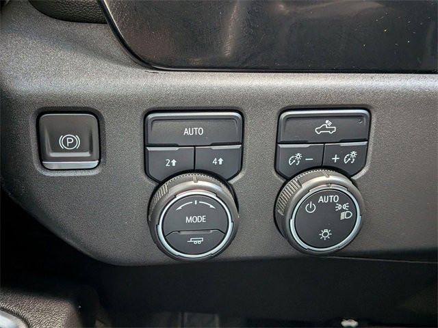 2022 Chevrolet Silverado 1500 LT photo 18