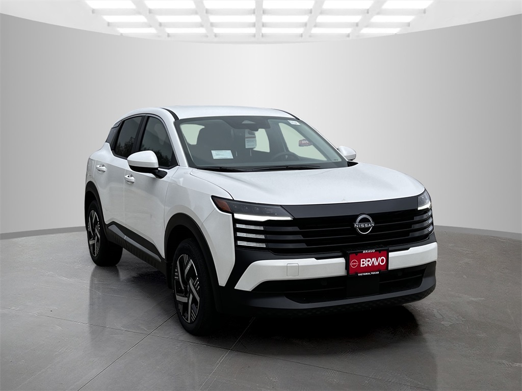 2025 Nissan Kicks SV photo 3
