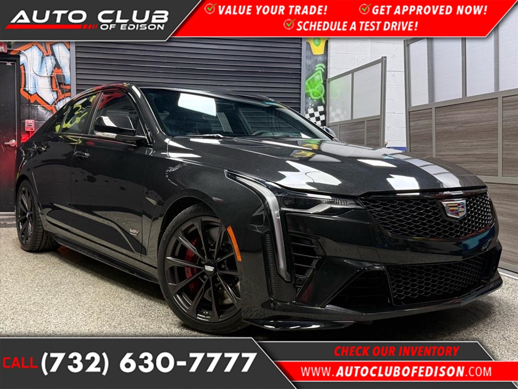 2024 Cadillac CT4 V-Series Blackwing's photo