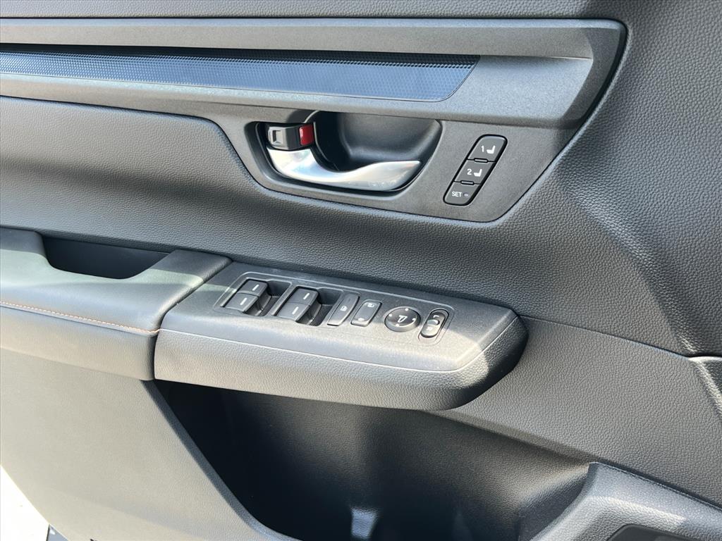 2025 Honda CR-V Hybrid Sport-L photo 14