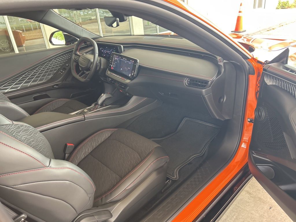 2025 Dodge Charger R/T photo 21