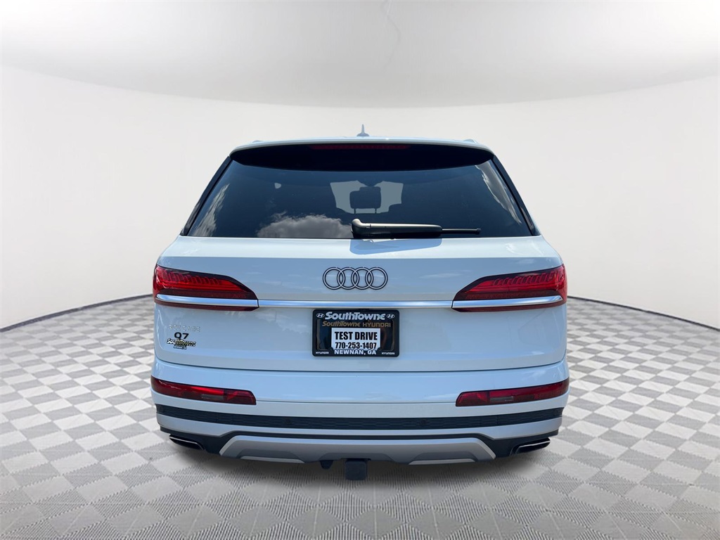 2025 Audi Q7 45 Premium photo 4