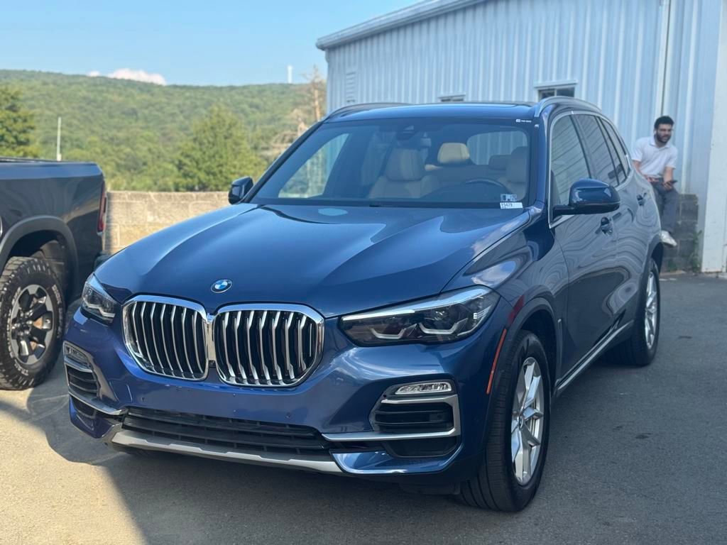 2021 BMW X5 40i's photo