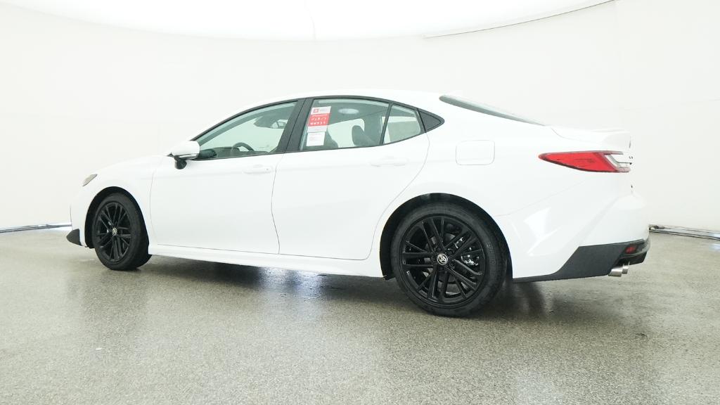 2025 Toyota Camry SE photo 12