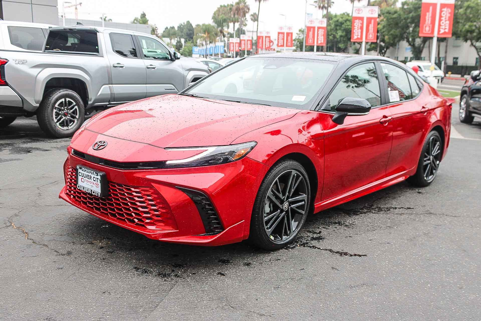2025 Toyota Camry XSE photo 3