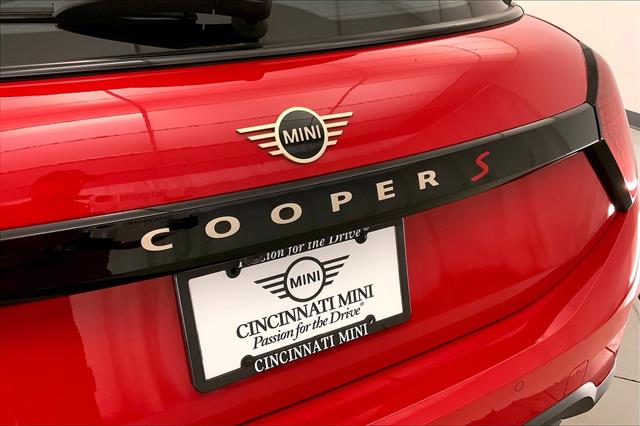 2025 Mini Cooper S Hardtop photo 30
