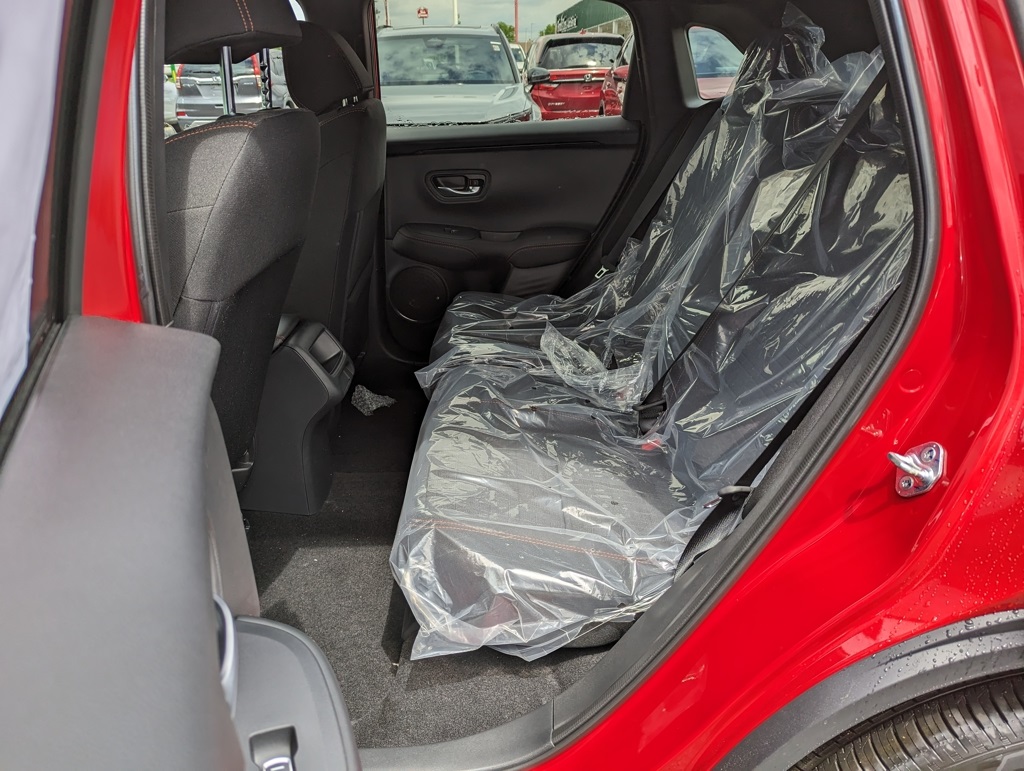 2025 Honda HR-V Sport photo 11