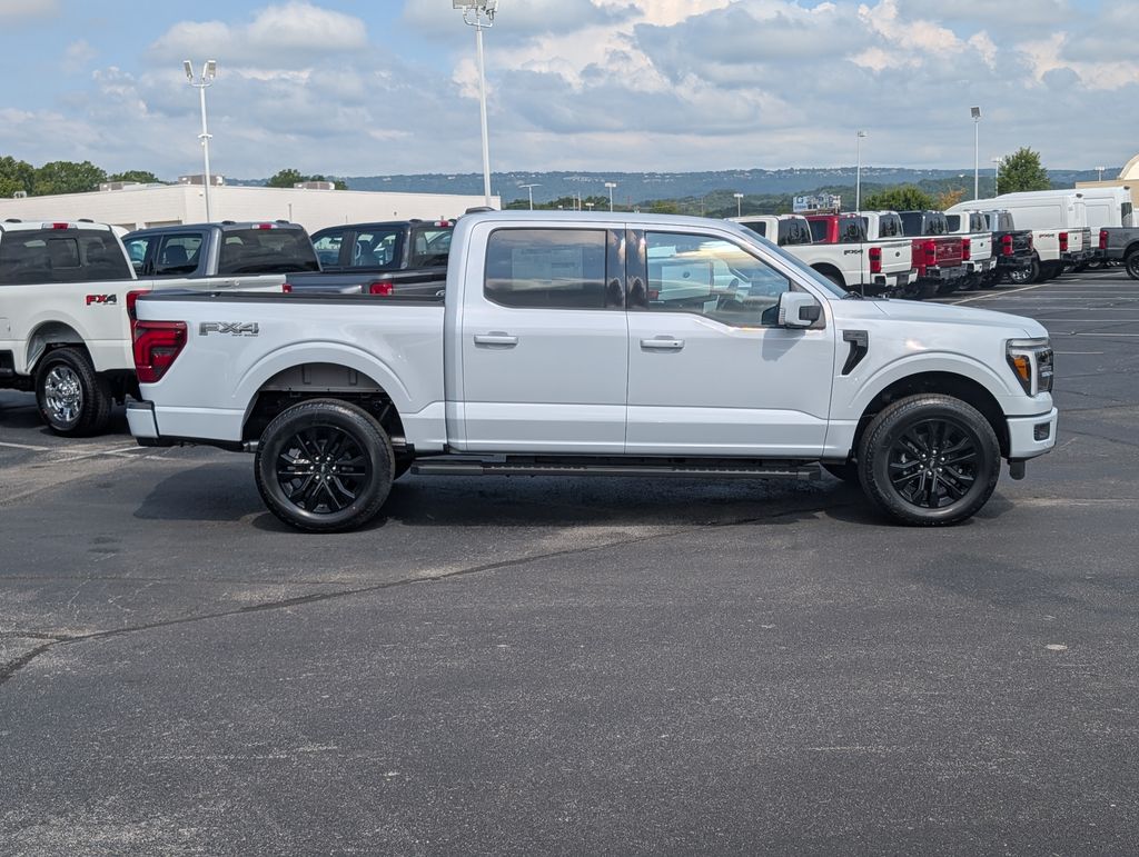 2025 Ford F-150 Lariat photo 3