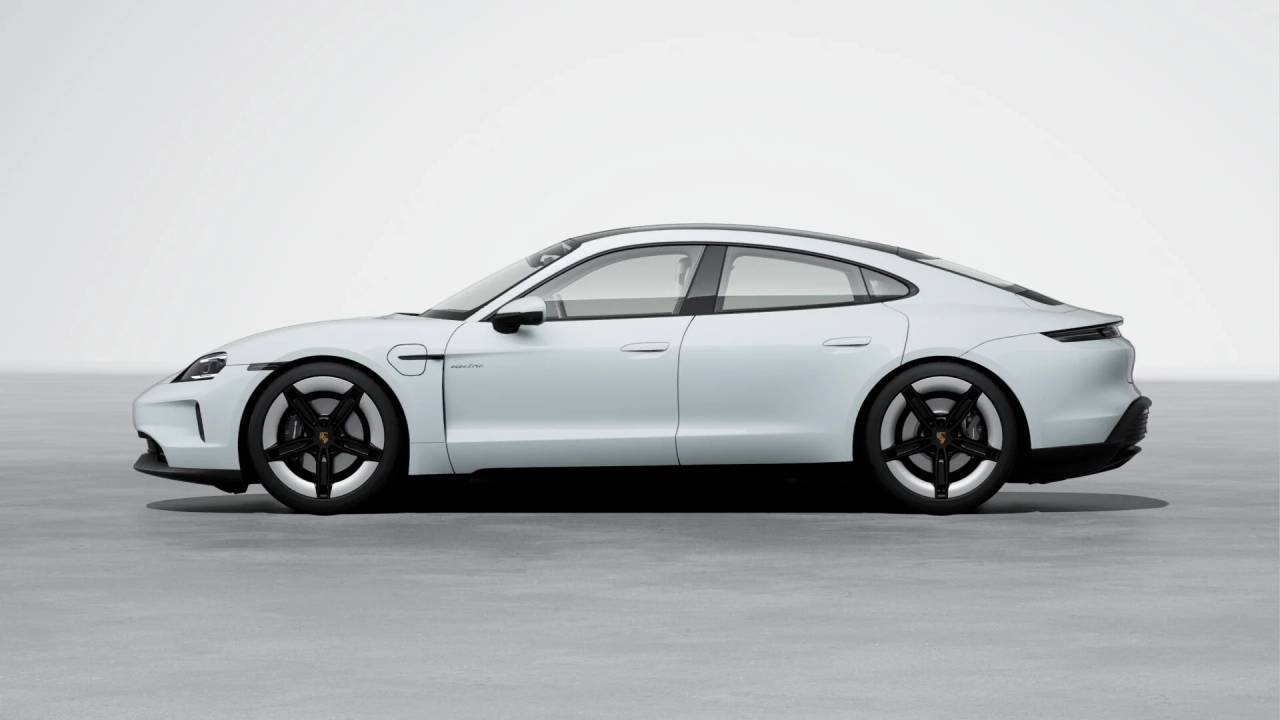 2026 Porsche Taycan 4 photo 2