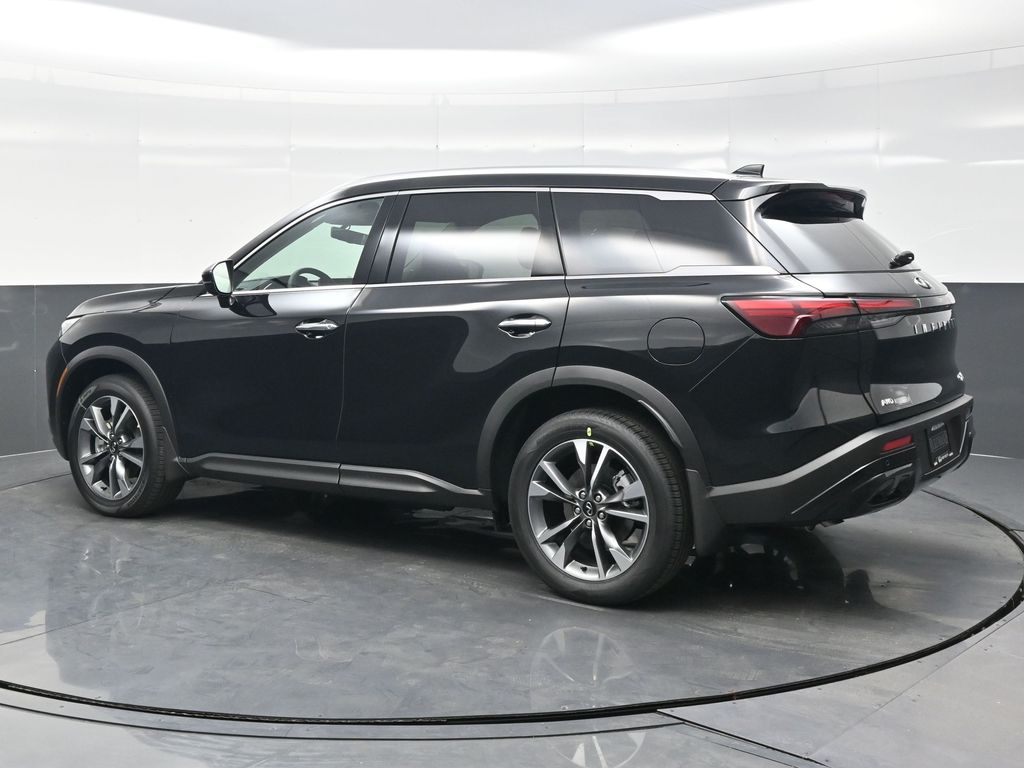 2025 Infiniti QX60 Luxe photo 3