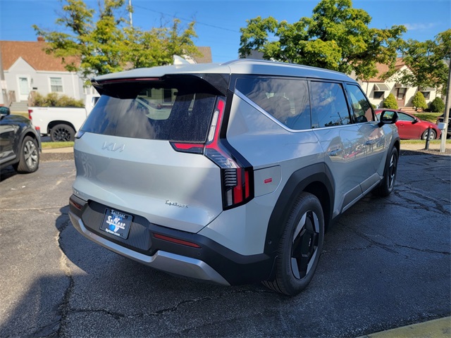 2026 Kia EV9 Wind photo 2