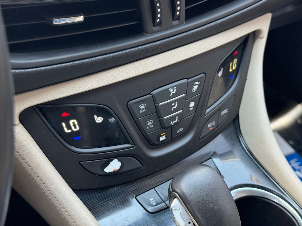 2017 Buick Envision Preferred photo 30