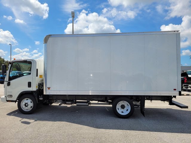 2024 Chevrolet Silverado 4500HD photo 4