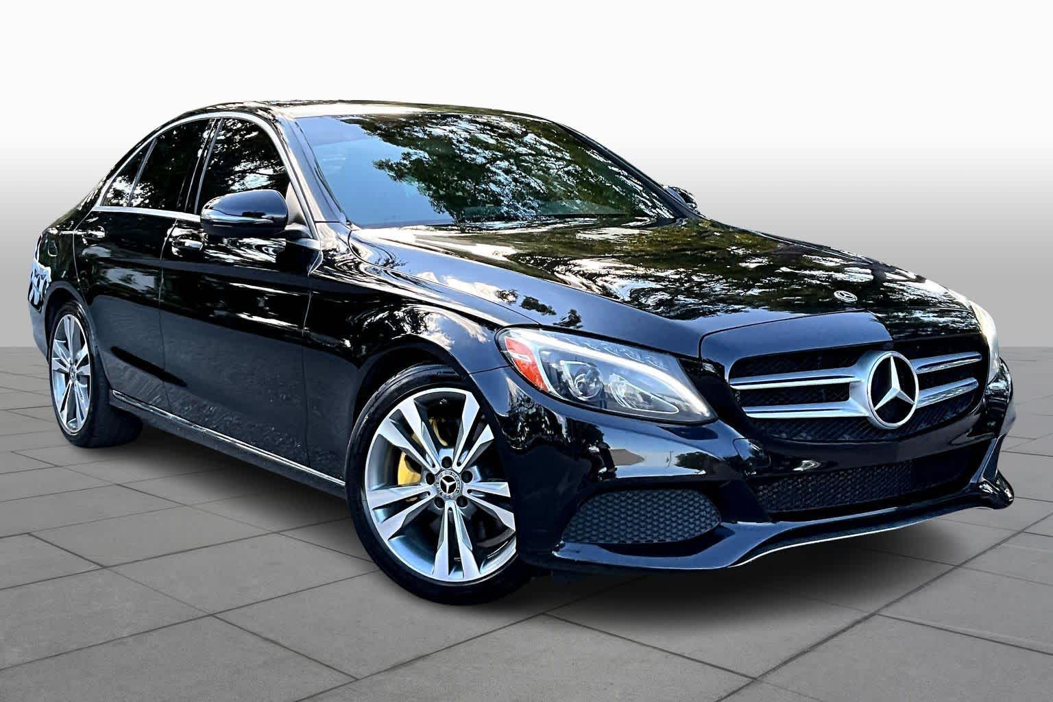 2018 Mercedes Benz C 300 photo 2