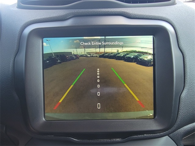 2022 Jeep Renegade Latitude photo 34
