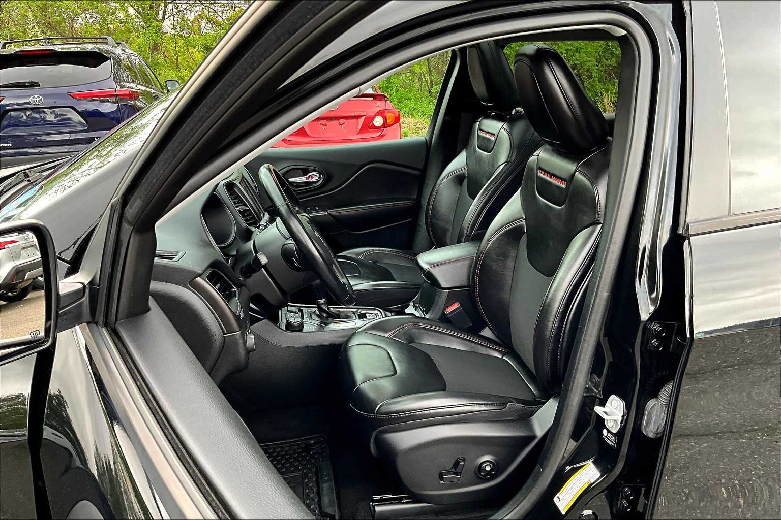 2021 Jeep Cherokee Trailhawk photo 8
