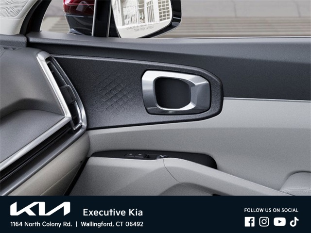 2025 Kia Sorento S photo 23