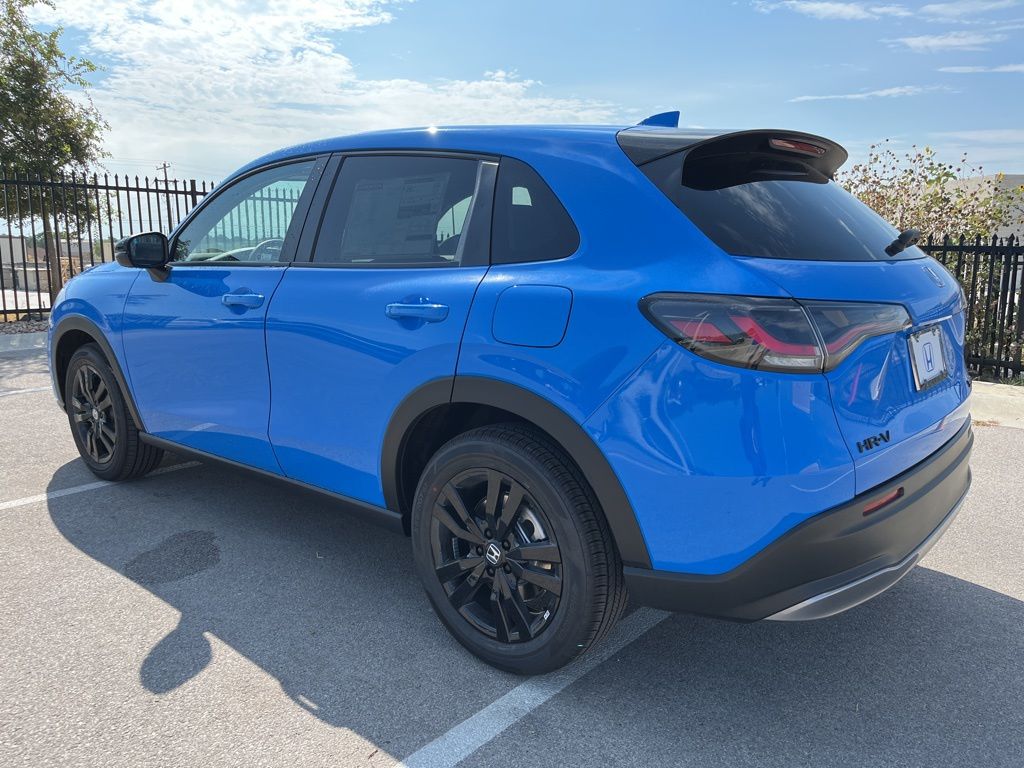 2026 Honda HR-V Sport photo 3