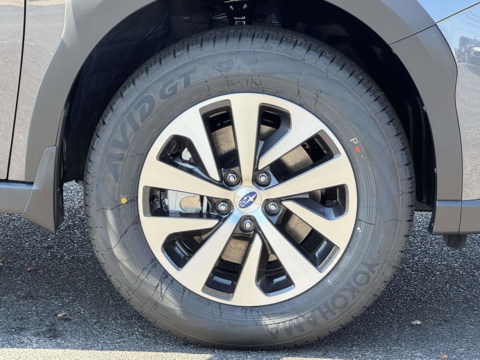 2025 Subaru Outback Premium photo 7