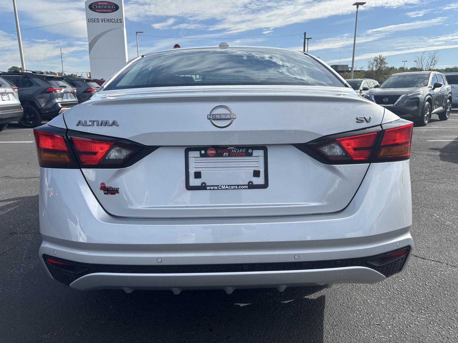 2023 Nissan Altima 2.5 SV photo 6