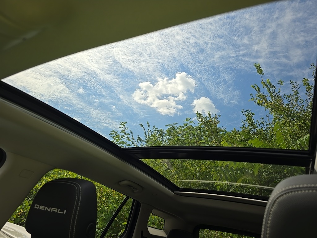 2023 Gmc Terrain Denali photo 23