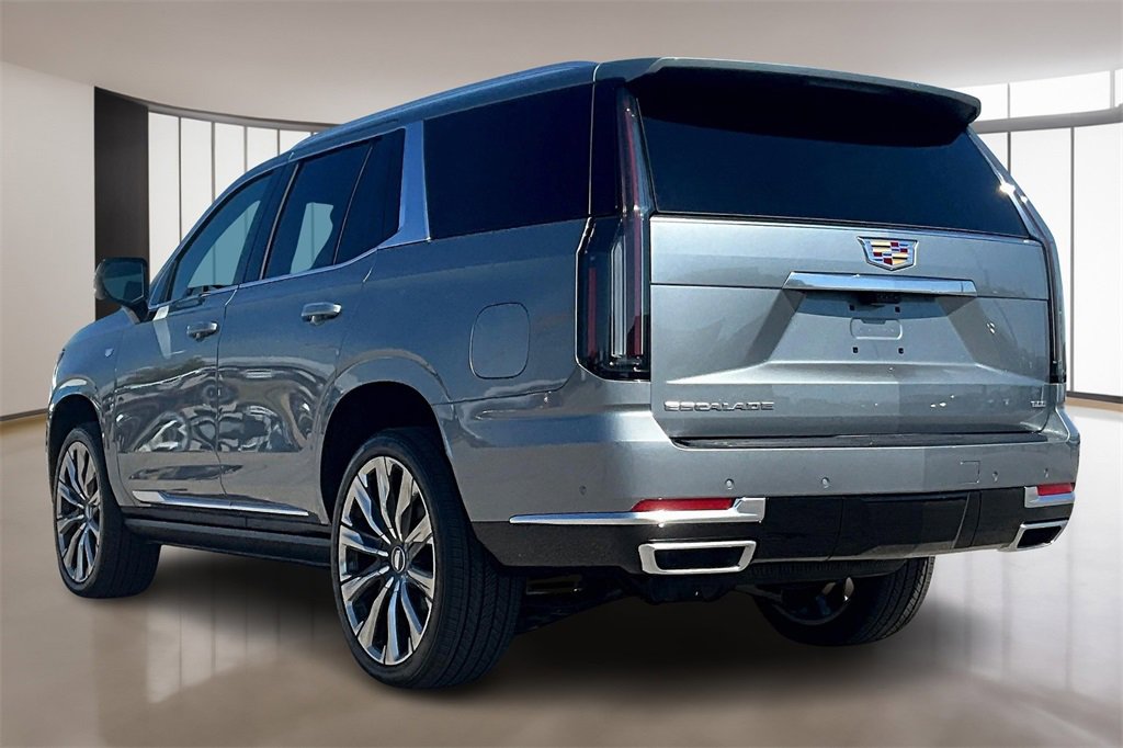 2026 Cadillac Escalade Luxury photo 3