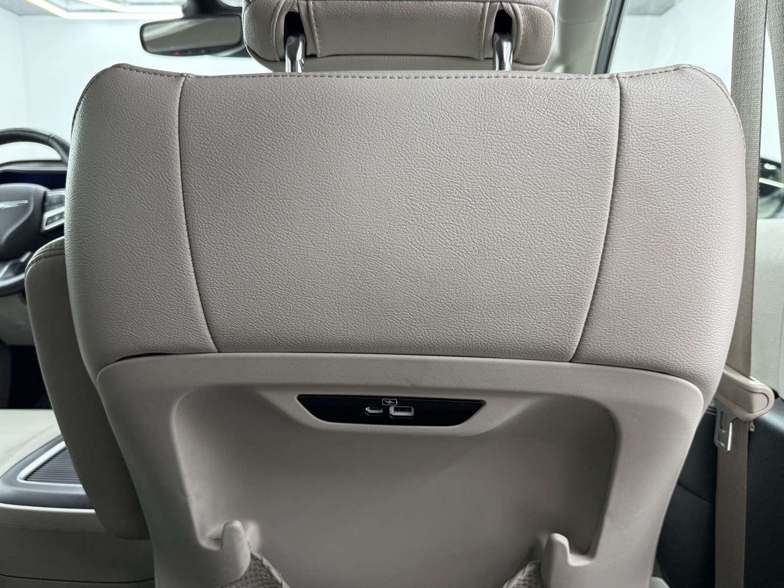 2021 Chrysler Pacifica Hybrid Touring L photo 55