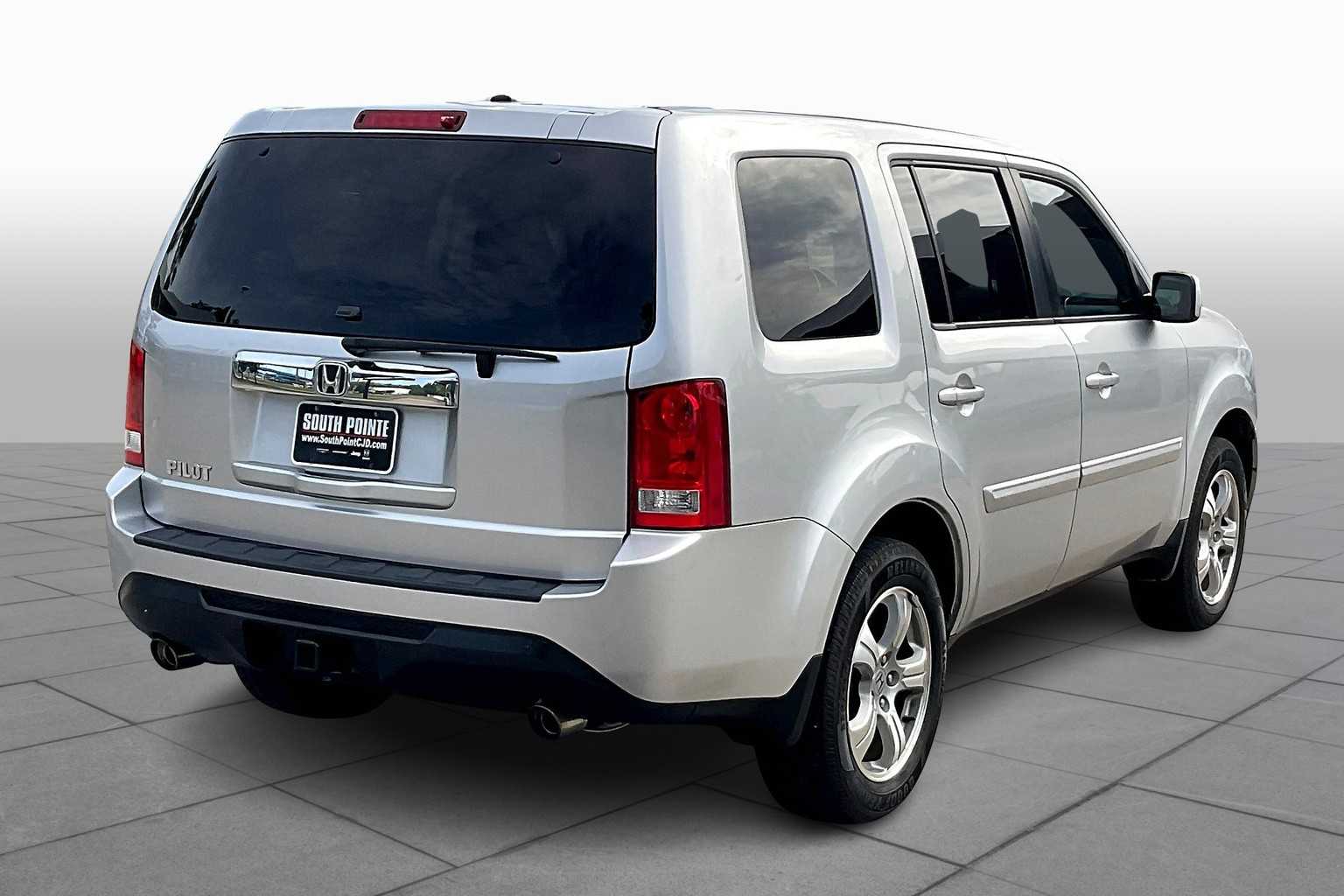 2014 Honda Pilot EX-L photo 11